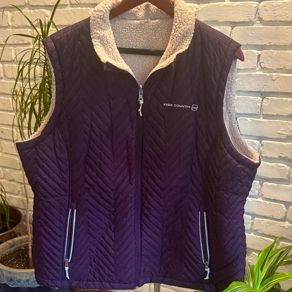 Free Country Deep Purple Quilted Vest with Sherpa Collar - Picture 1 of 6